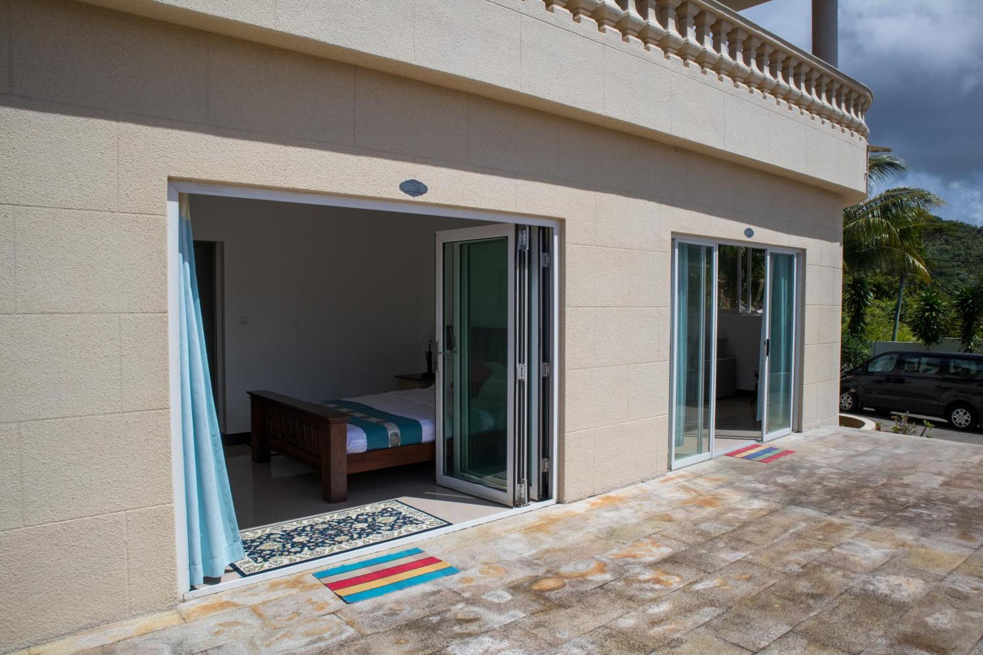 Amanda Villa - Best Value Mountain Top Inn أو كاب المظهر الخارجي الصورة